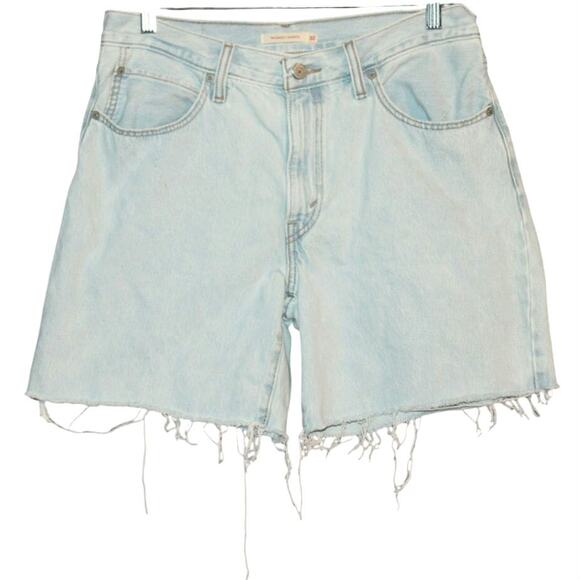 Levis Baggy Shorts Light Wash Raw Seam Size 8 - Picture 1 of 7
